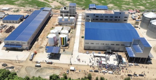 Una vista aérea de la planta estatal de aceite, emplazada en San Julián. / Foto: ABI